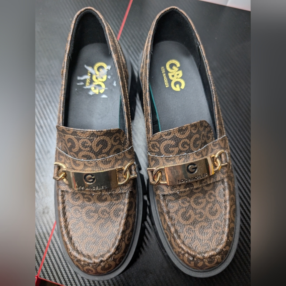 GBG Los Angeles Women's Brown Loafers